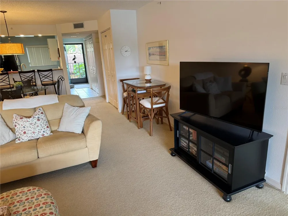5555 ASHTON LAKE DRIVE #5555 Sarasota, FL 34231