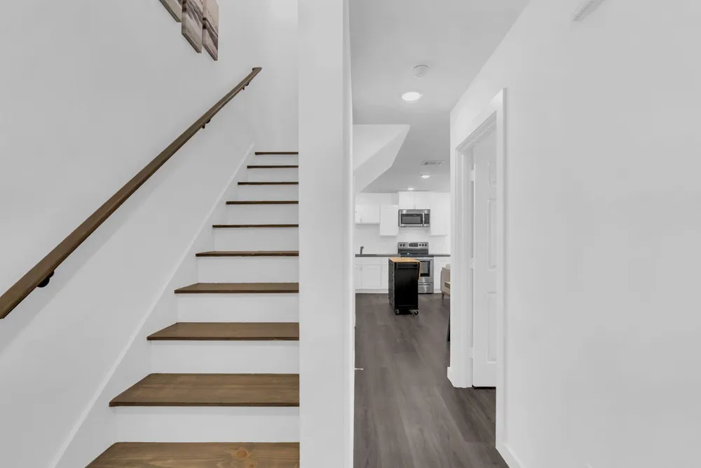 8124 Sterlingshire Street #A and B Houston, TX 77078