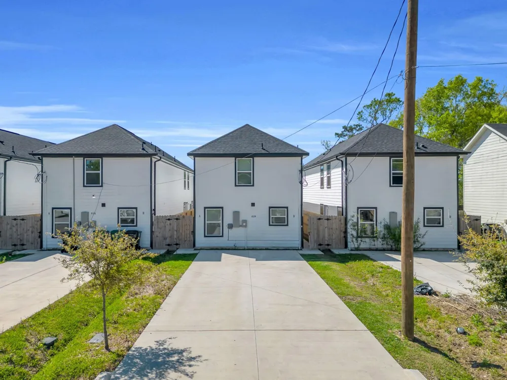 8124 Sterlingshire Street #A and B Houston, TX 77078