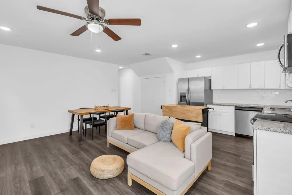 8124 Sterlingshire Street #A and B Houston, TX 77078