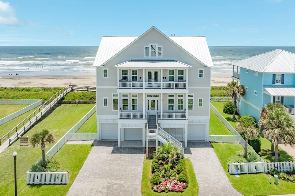 11603 Beachside Galveston, TX 77554