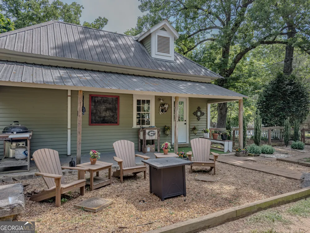 91 Boogers Hill RD Oxford, GA 30054