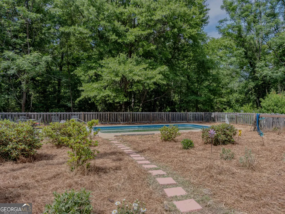 91 Boogers Hill RD Oxford, GA 30054