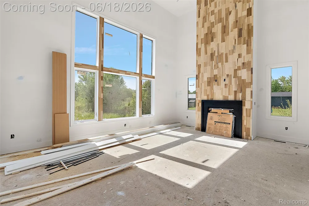 60637 Schoenherr Road Road Washington Township, MI 48094