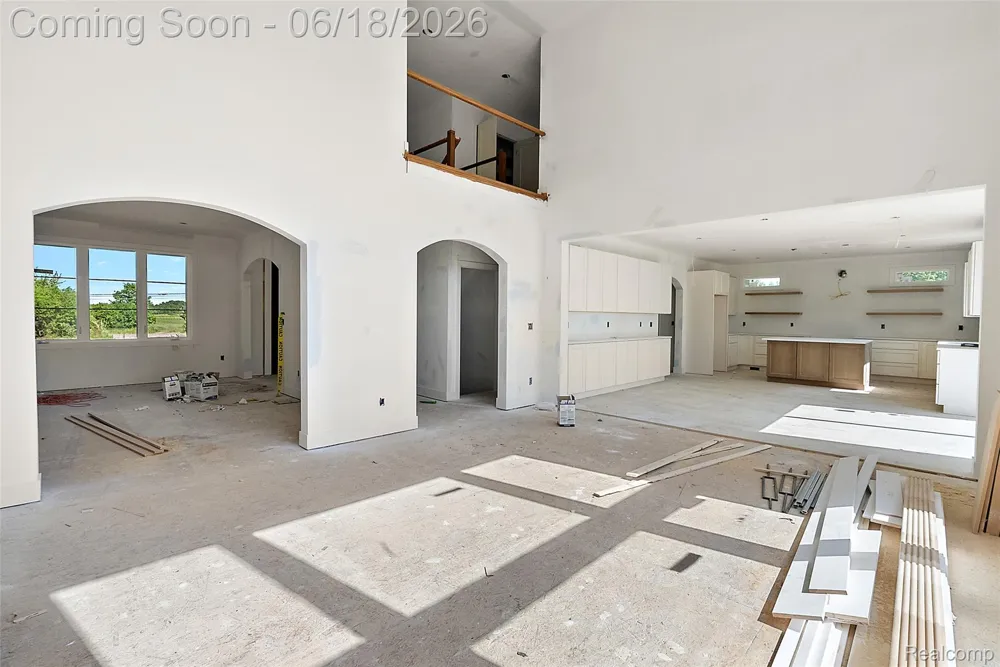 60637 Schoenherr Road Road Washington Township, MI 48094