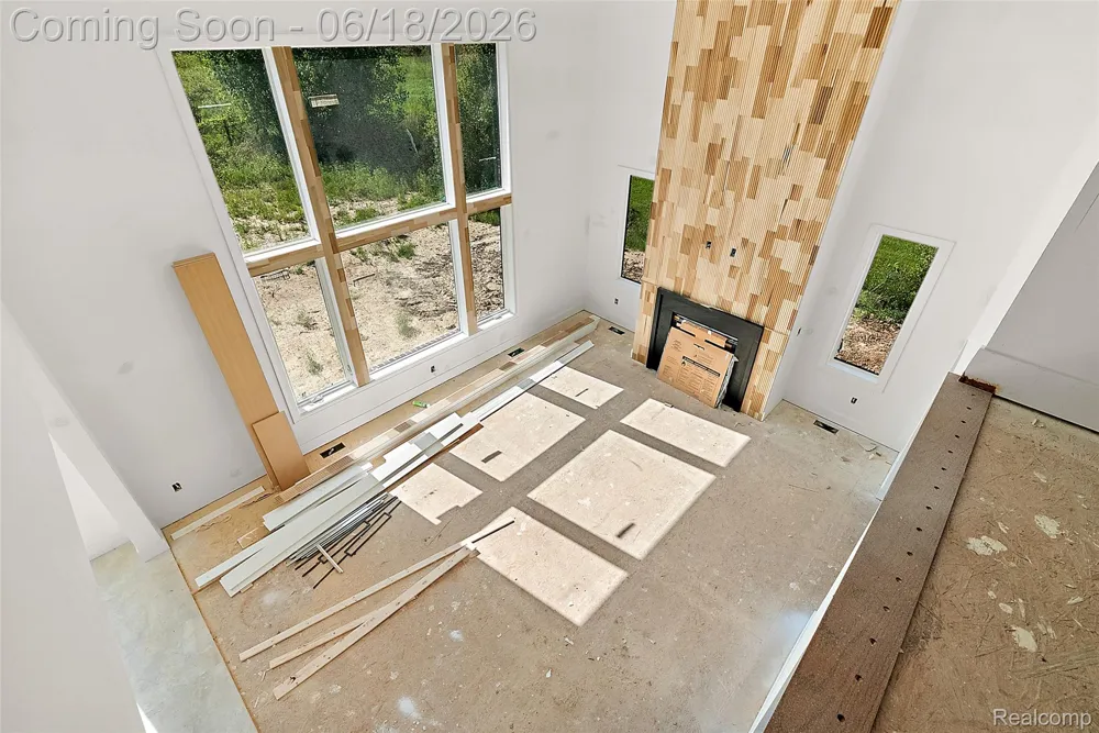 60637 Schoenherr Road Road Washington Township, MI 48094