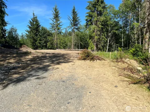 4523 182nd Drive NE
