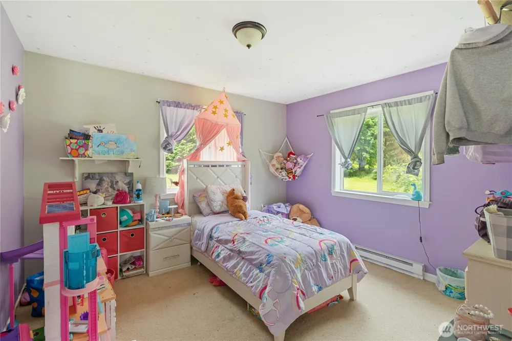 1904 North River Road Cosmopolis, WA 98537