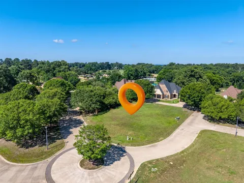 100 Elm Tree Circle