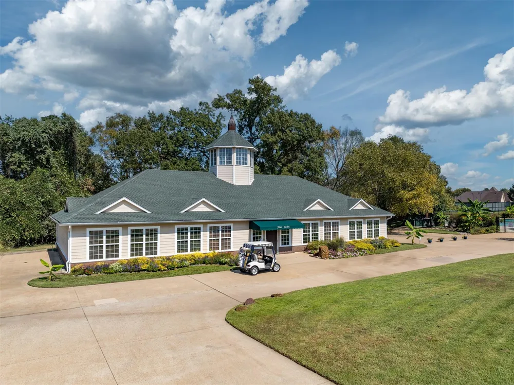 100 Elm Tree Circle Bullard, TX 75757