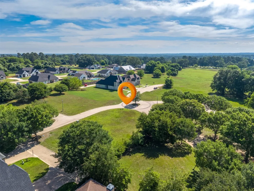 100 Elm Tree Circle Bullard, TX 75757