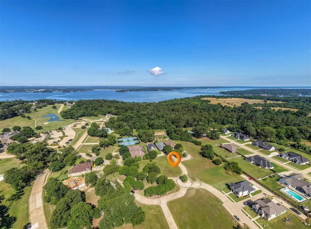 100 Elm Tree Circle Bullard, TX 75757