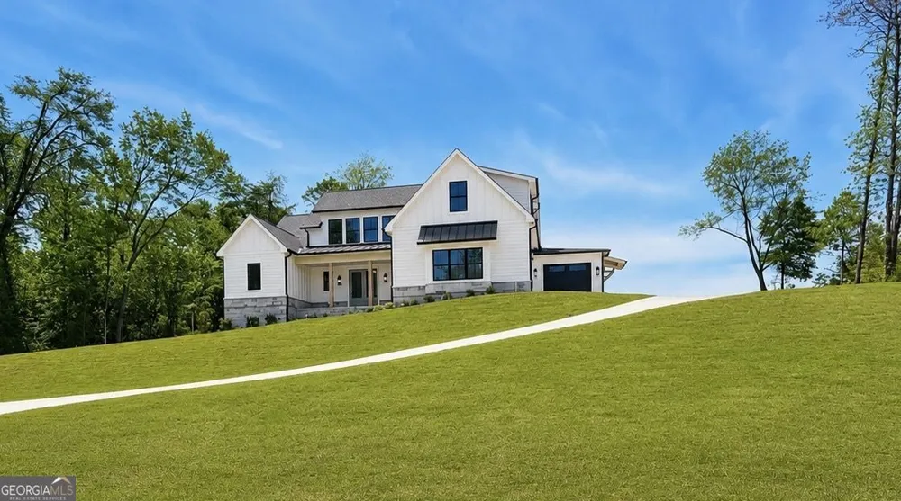 141 Palisade DR Rydal, GA 30171