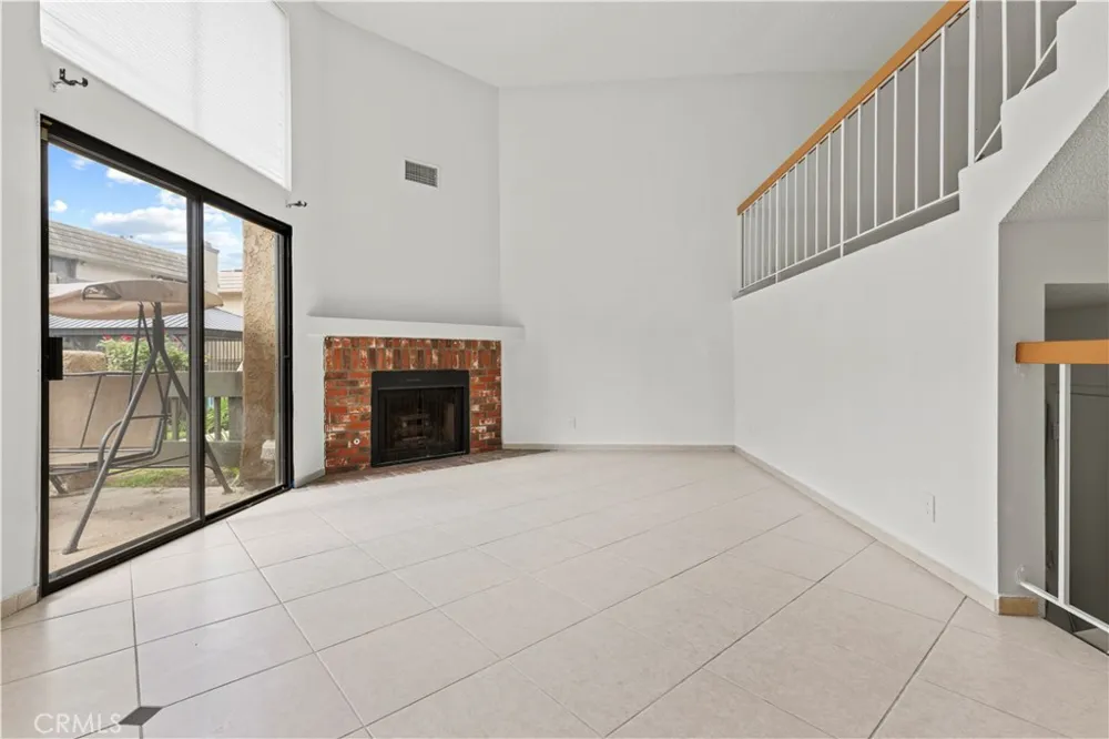 1927 Huntington #H Duarte, CA 91010