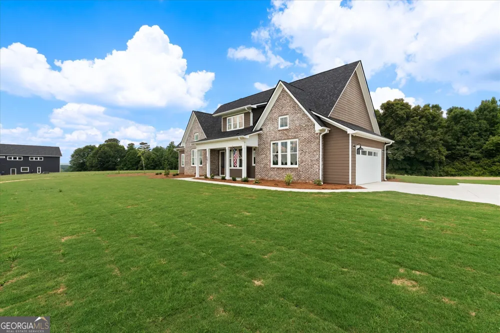 591 Welcome RD Roopville, GA 30170