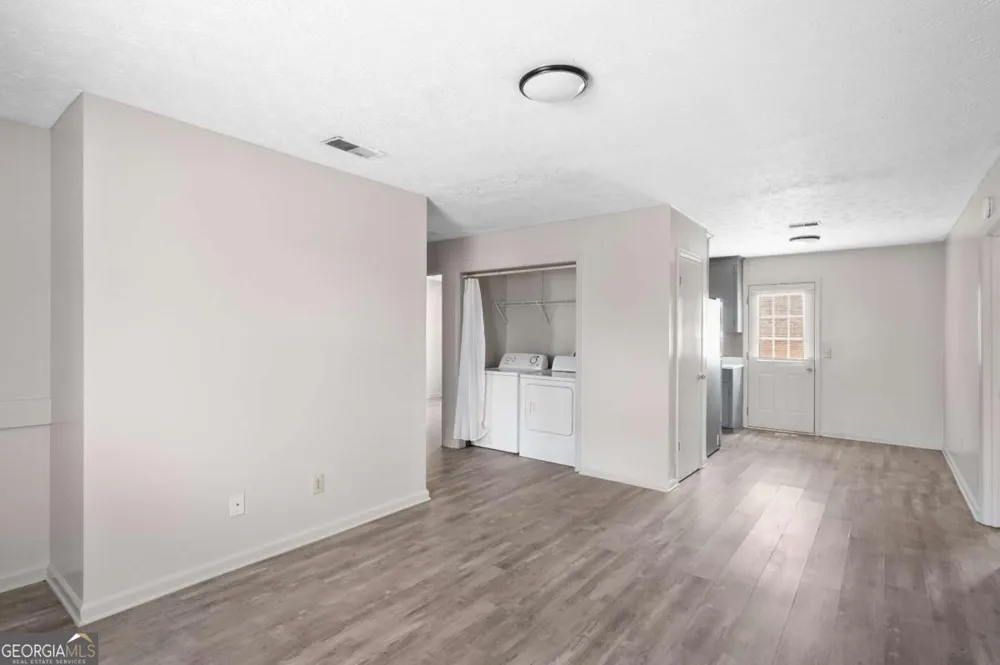 1007 New Lacy ST Monroe, GA 30655