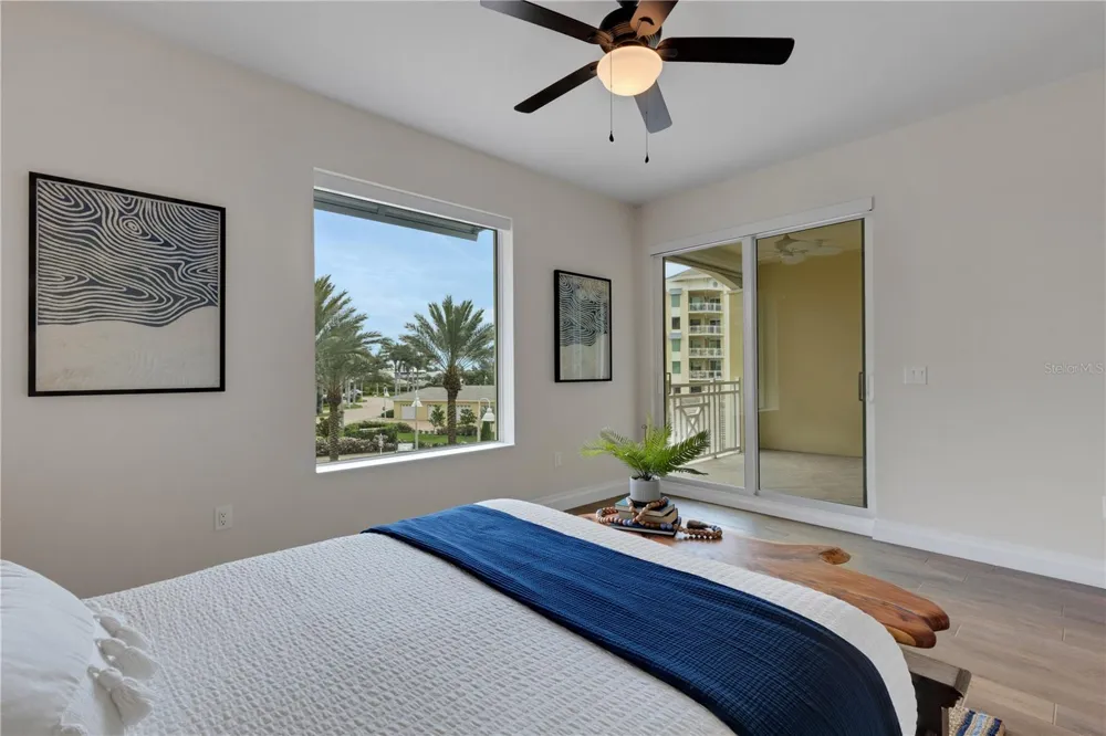 795 COLLANY ROAD #304 St Petersburg, FL 33715