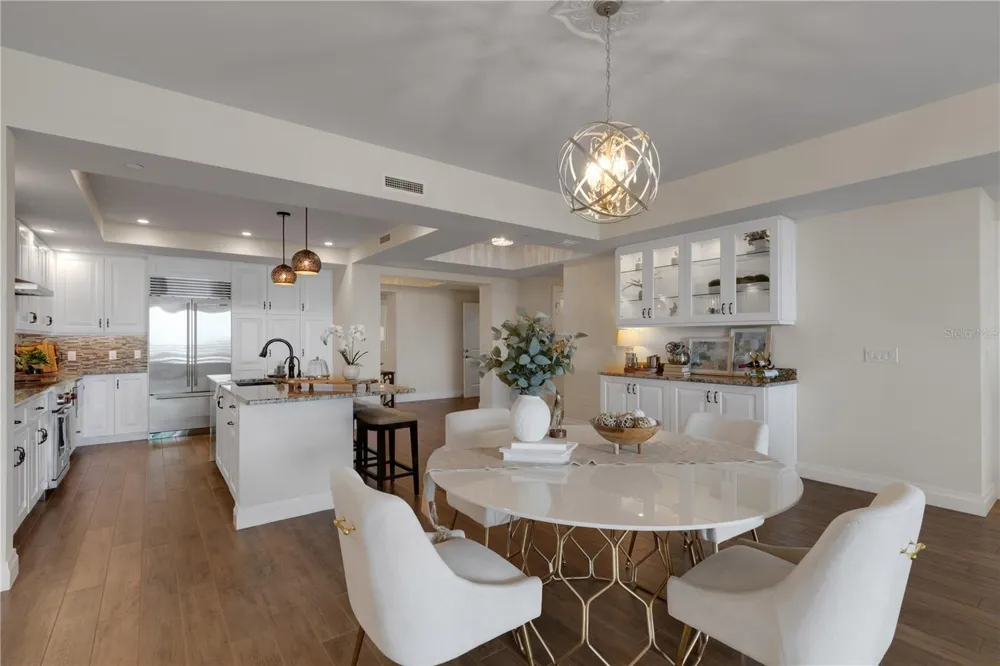 795 COLLANY ROAD #304 St Petersburg, FL 33715
