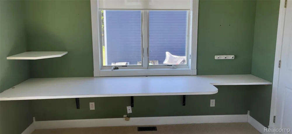 5871 Sandy Drive Standish Township, MI 48650