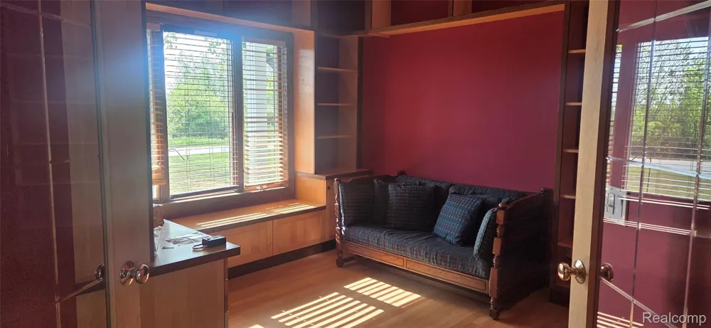 5871 Sandy Drive Standish Township, MI 48650