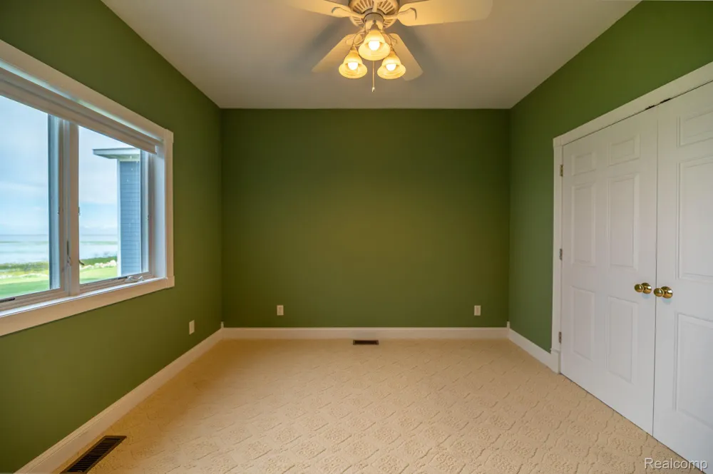 5871 Sandy Drive Standish Township, MI 48650