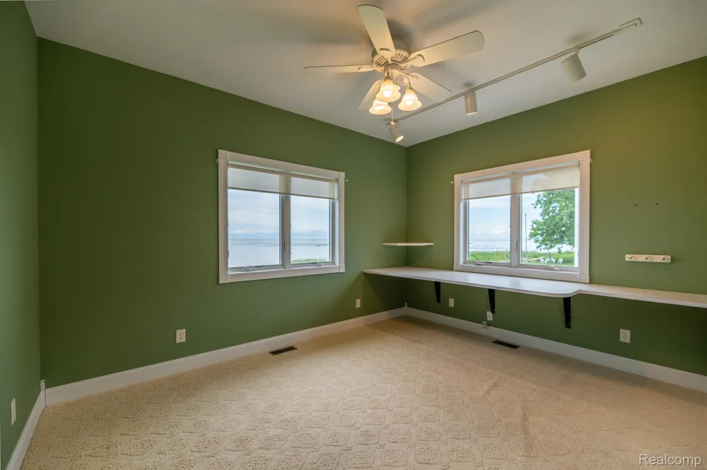 5871 Sandy Drive Standish Township, MI 48650