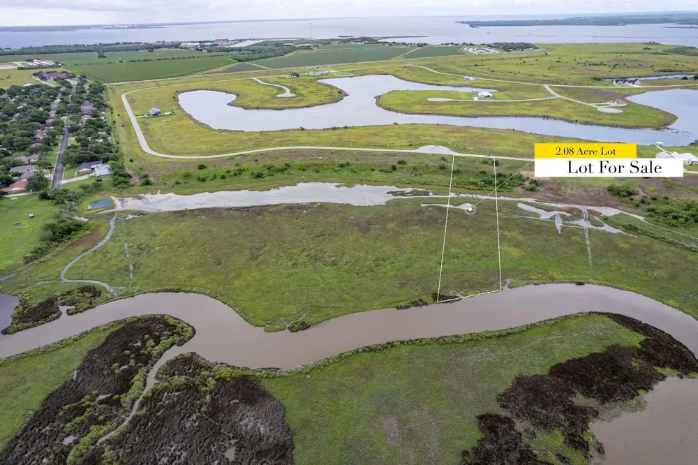 6 Redfish Retreat Drive Port Lavaca, TX 77979