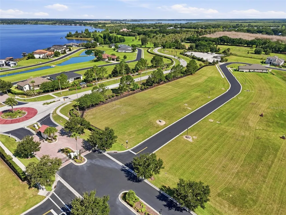 504 BONAMIA AVENUE Lake Alfred, FL 33850