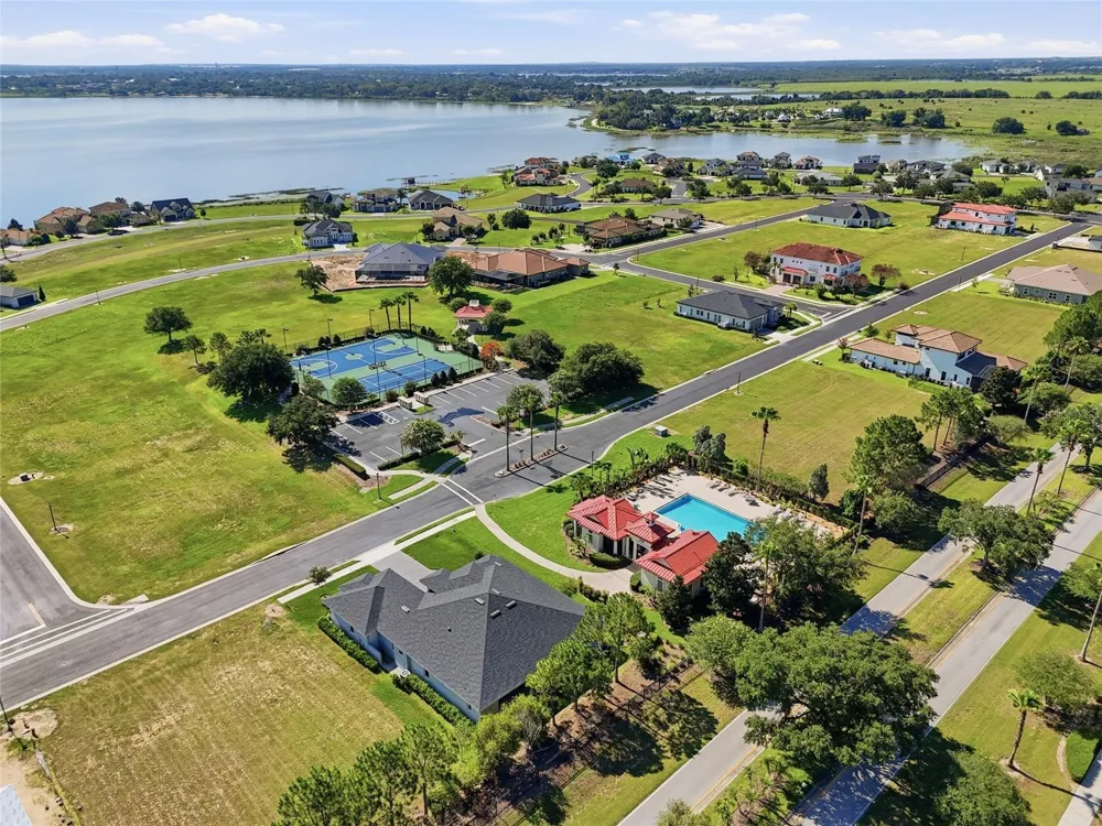 504 BONAMIA AVENUE Lake Alfred, FL 33850