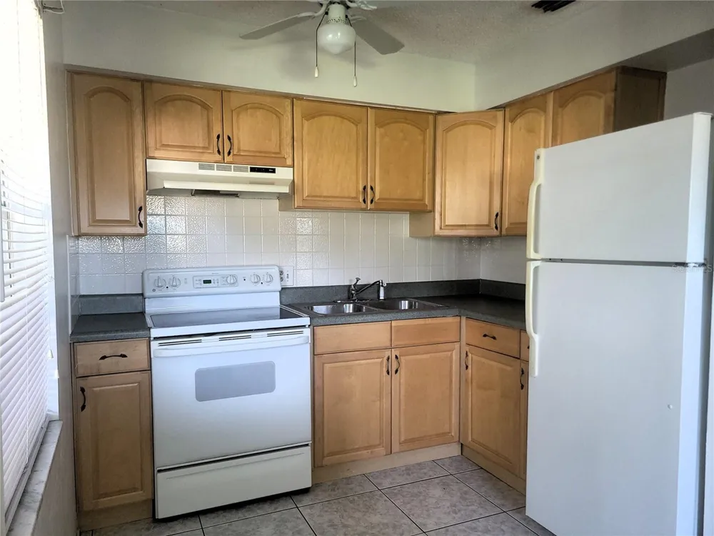 9110 VIA RECREO New Port Richey, FL 34655
