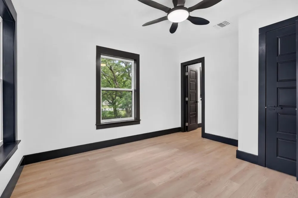 1506 Clay Street Brenham, TX 77833