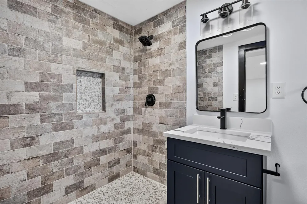 1506 Clay Street Brenham, TX 77833