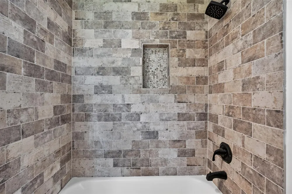 1506 Clay Street Brenham, TX 77833