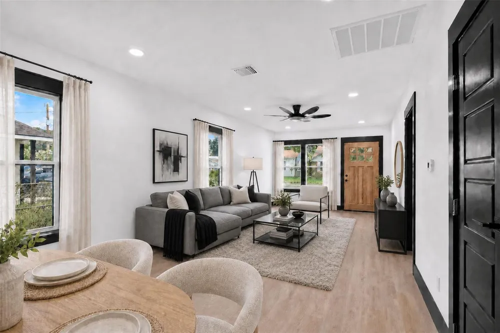 1506 Clay Street Brenham, TX 77833