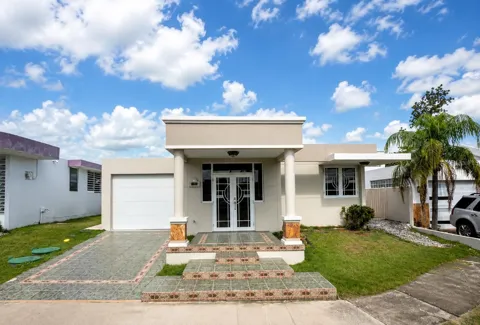 518 CALLE WITO MORALES ESTANCIAS DEL GOLF CLUB