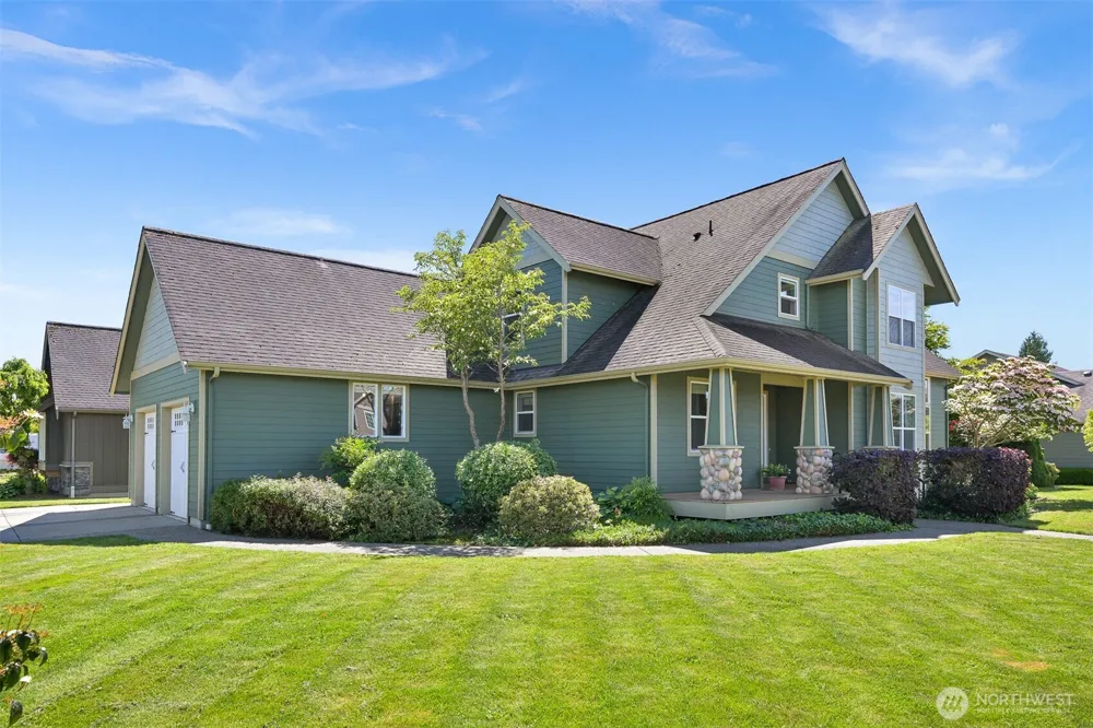875 N Park Street Lynden, WA 98264
