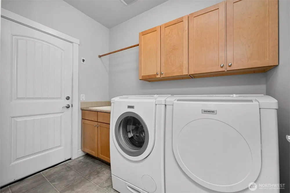 875 N Park Street Lynden, WA 98264