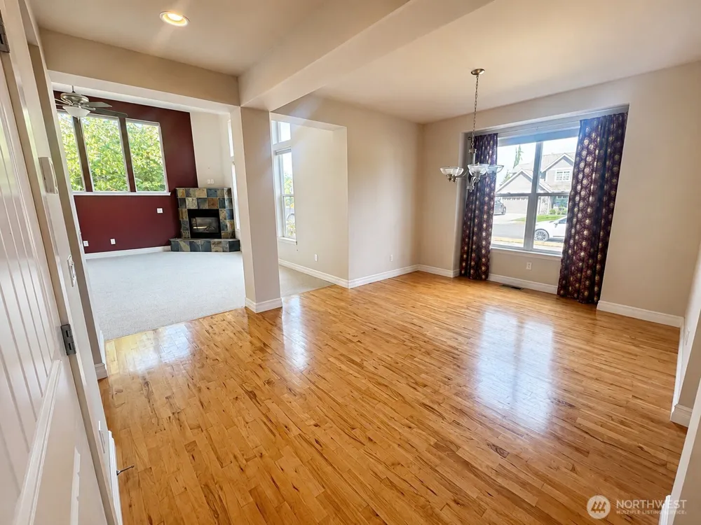 875 N Park Street Lynden, WA 98264
