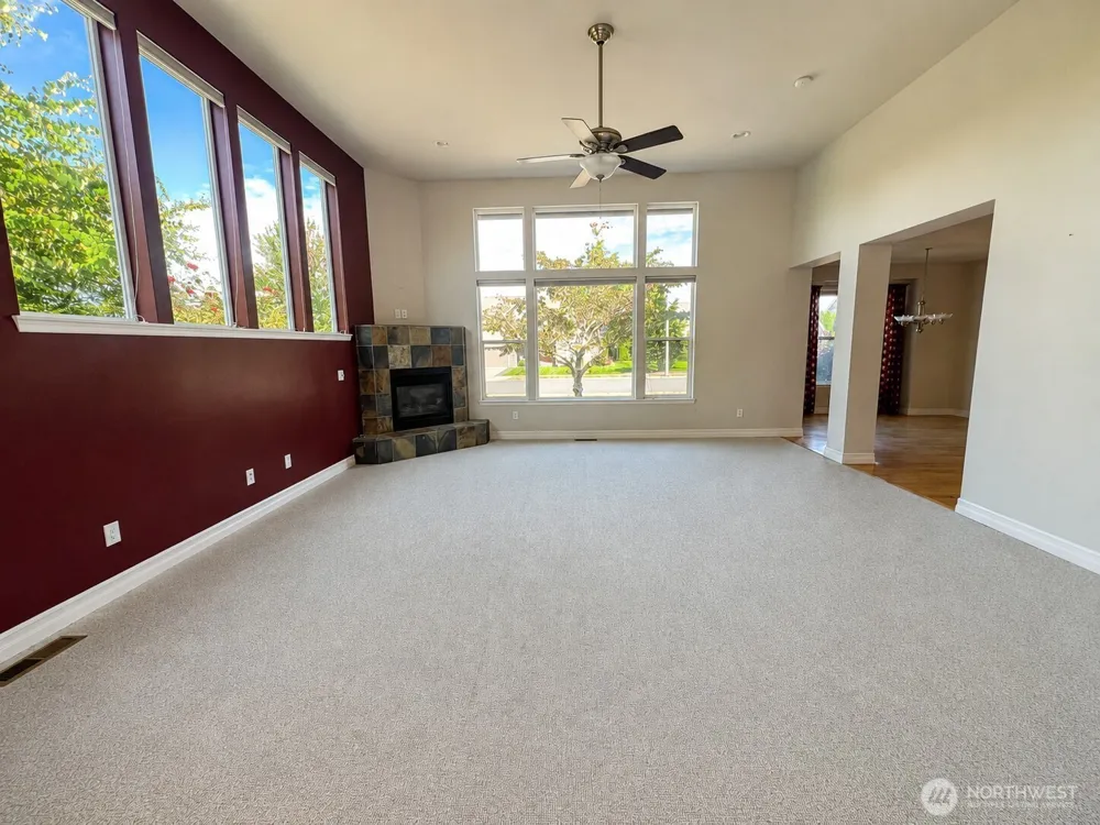 875 N Park Street Lynden, WA 98264