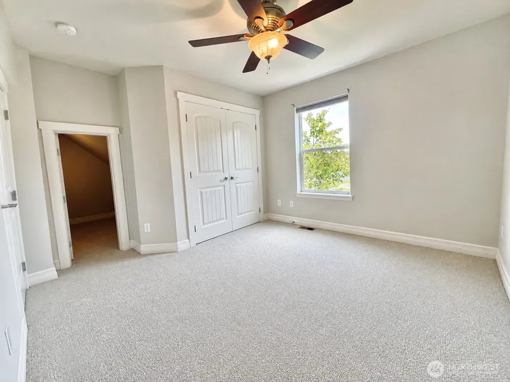 875 N Park Street Lynden, WA 98264