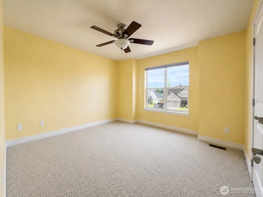 875 N Park Street Lynden, WA 98264
