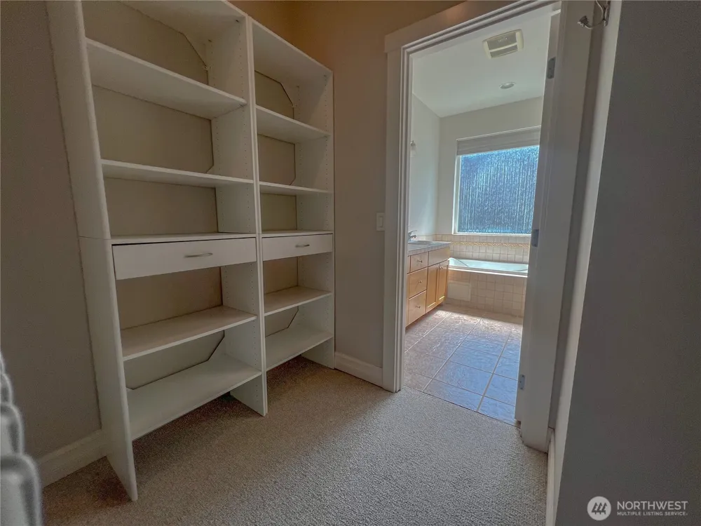 875 N Park Street Lynden, WA 98264