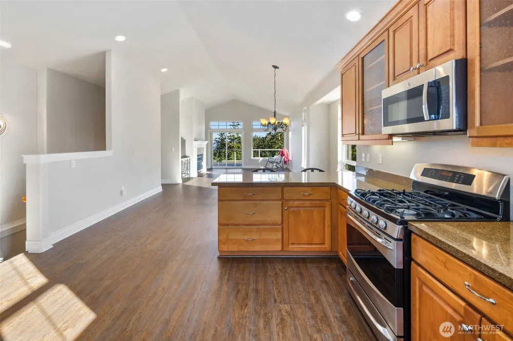 3224 Overlook Loop Ilwaco, WA 98624