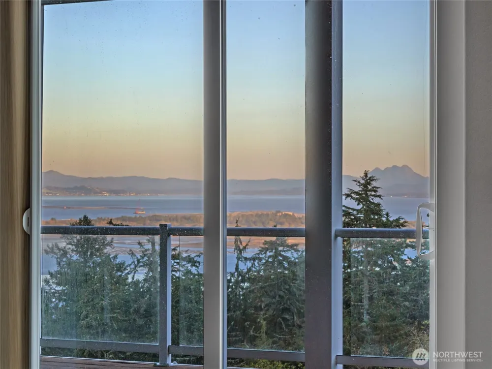 3224 Overlook Loop Ilwaco, WA 98624