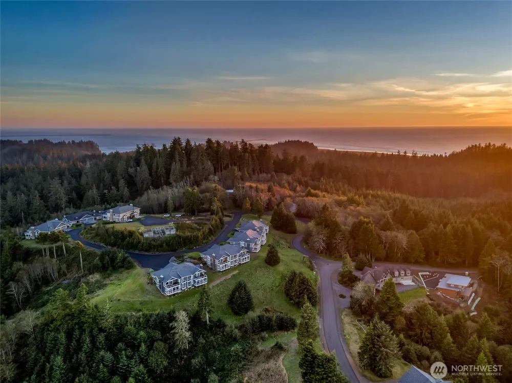 3224 Overlook Loop Ilwaco, WA 98624