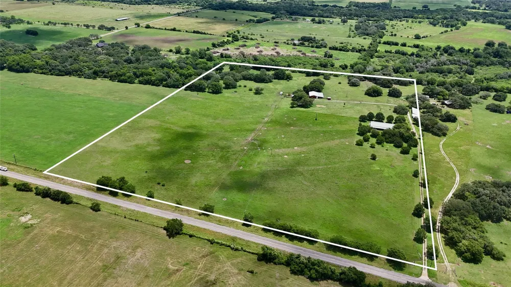 7755 Fm 1295 Moulton, TX 77975