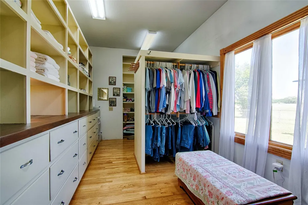 7755 Fm 1295 Moulton, TX 77975