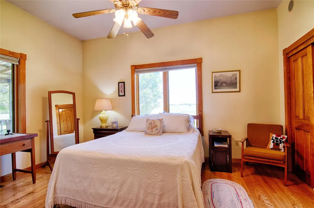 7755 Fm 1295 Moulton, TX 77975