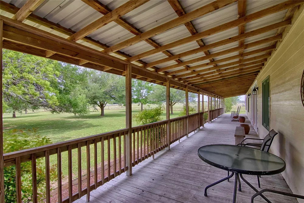 7755 Fm 1295 Moulton, TX 77975