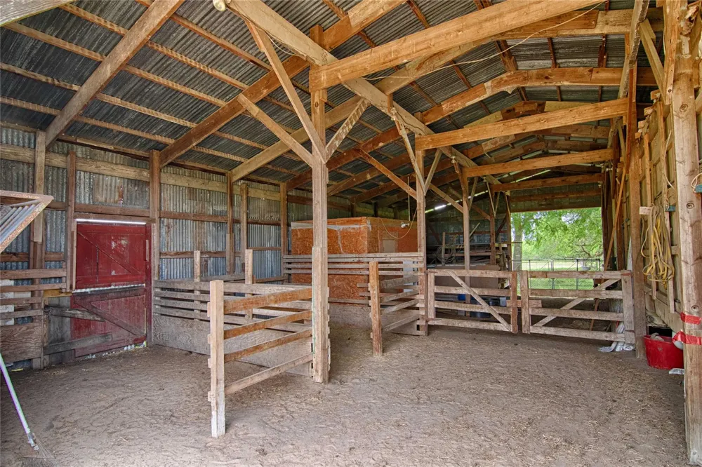 7755 Fm 1295 Moulton, TX 77975